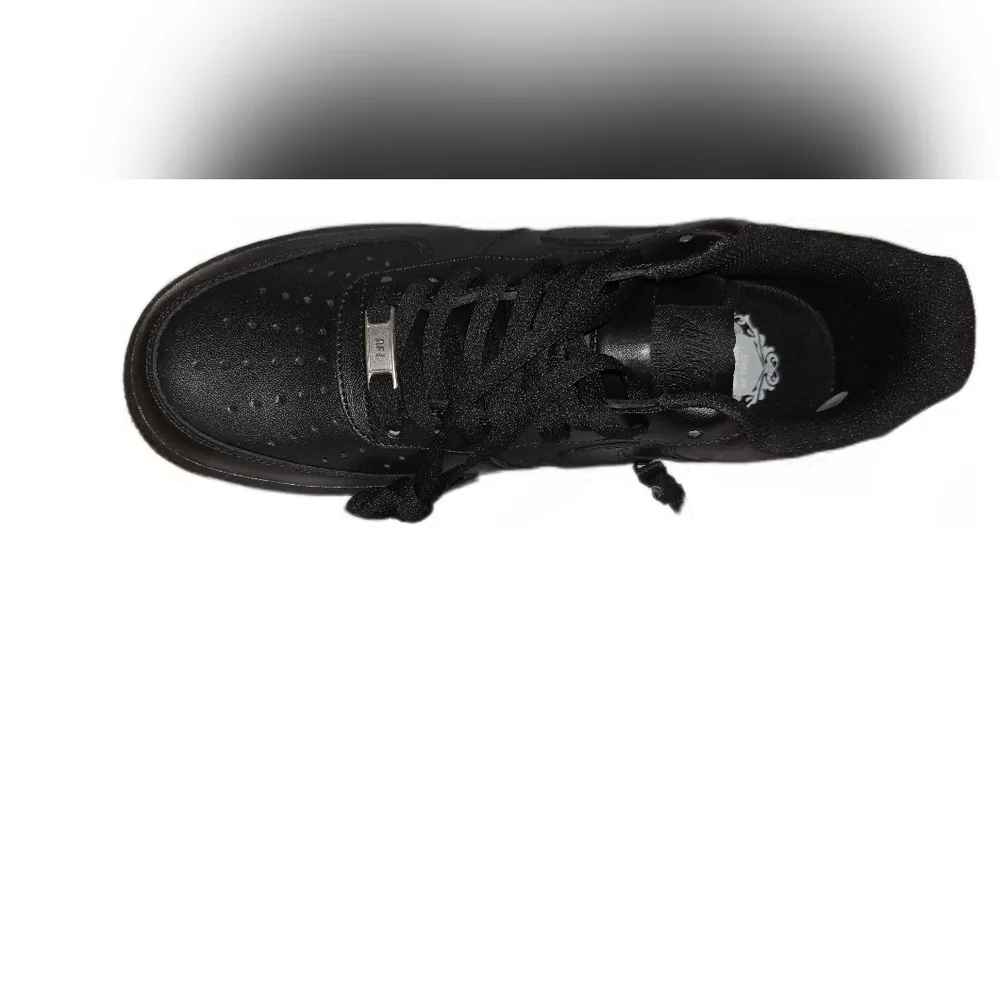 NIB Mens Nike Black Air-Force 1 Shoes. - Picture 2 of 6